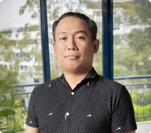 mark - click click media web designer