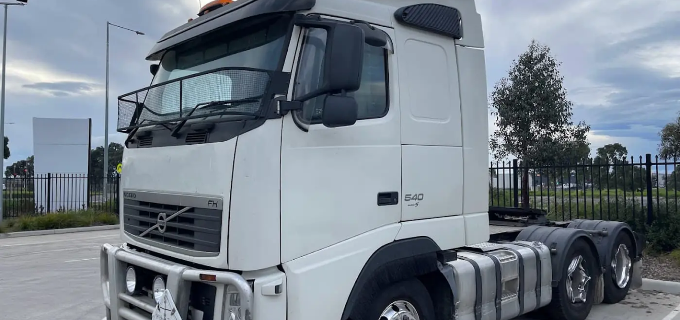 vmr truck parts banner